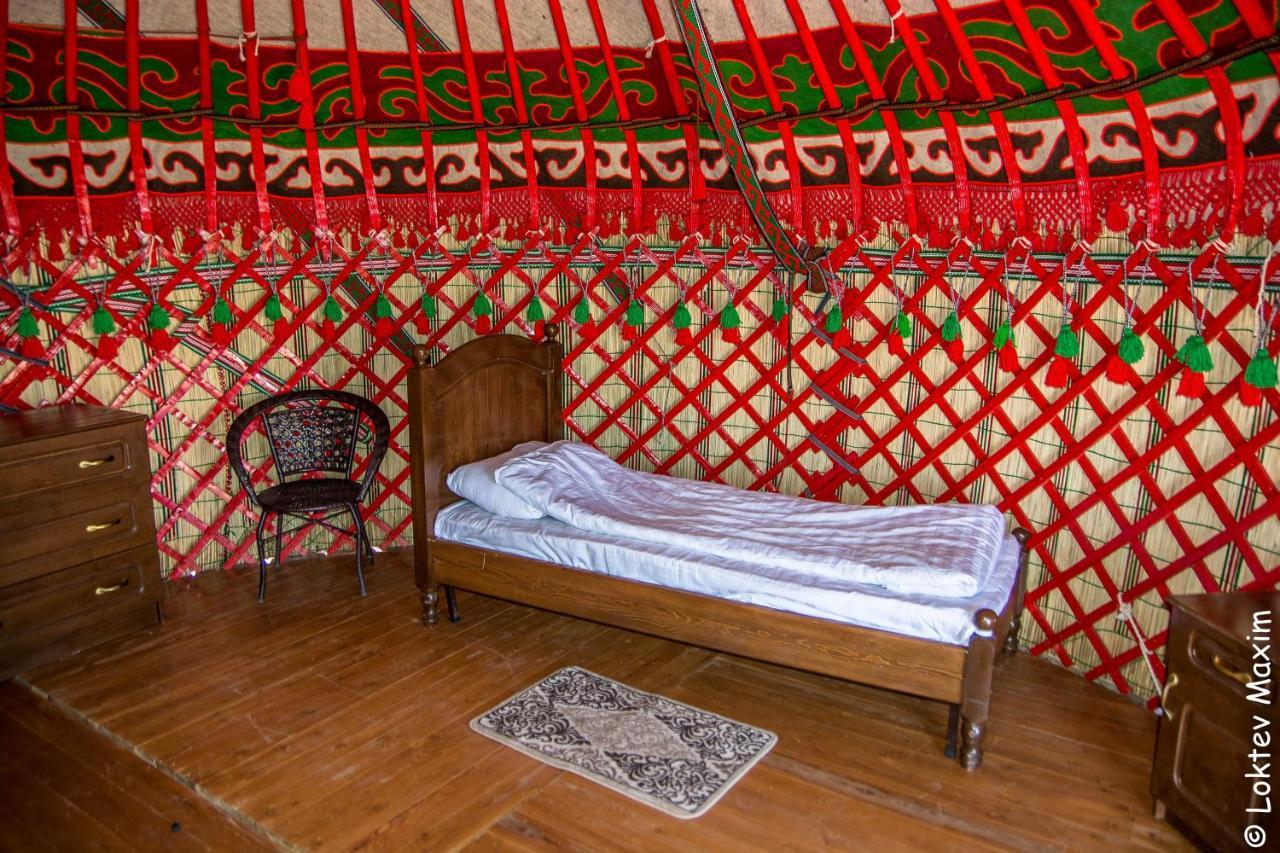 Ethno Complex Oimo Tash Hotel Kaji-Say Kültér fotó